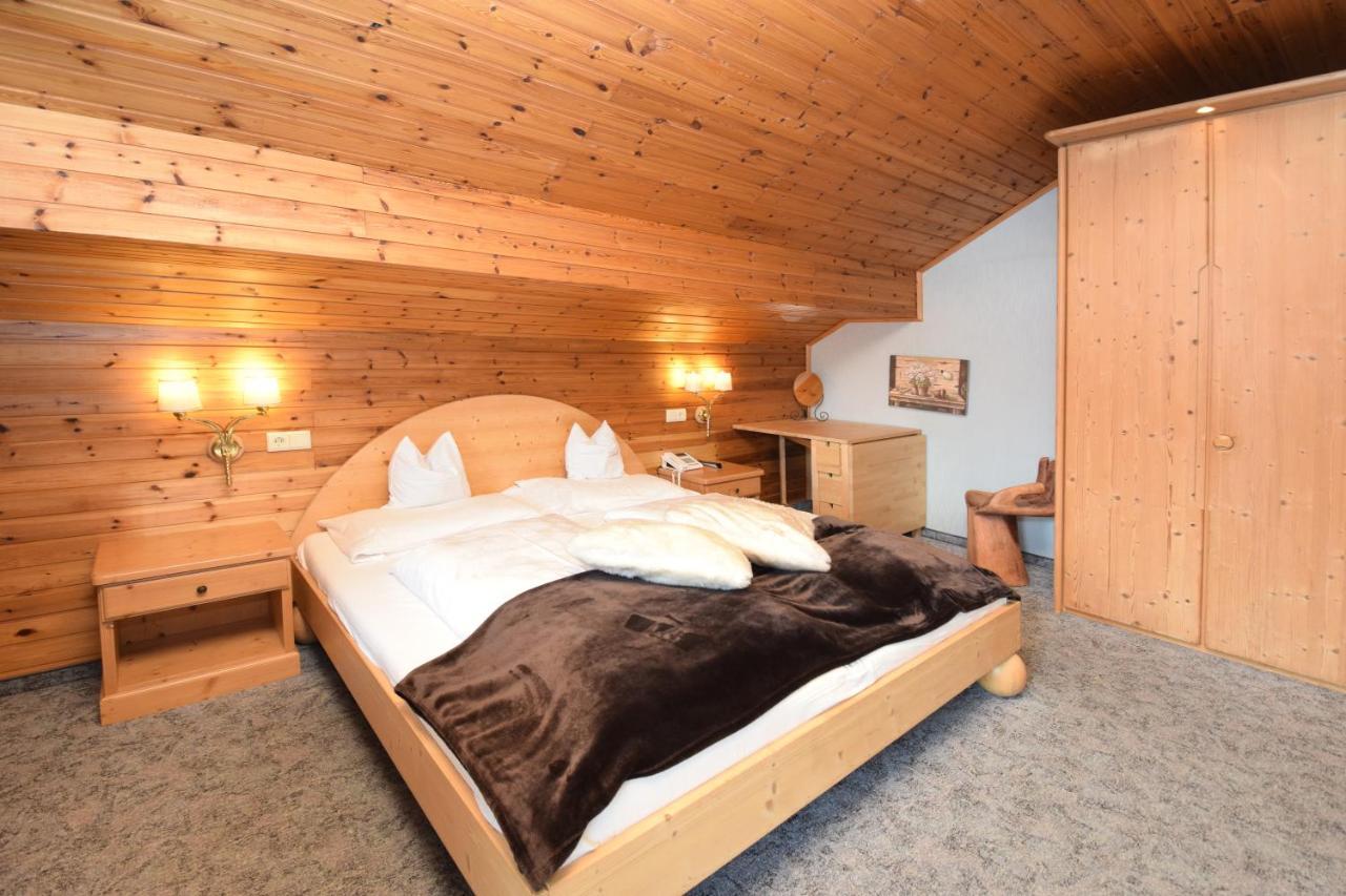 Hotel Chalet Olympia Weisberg-Taisten Buitenkant foto